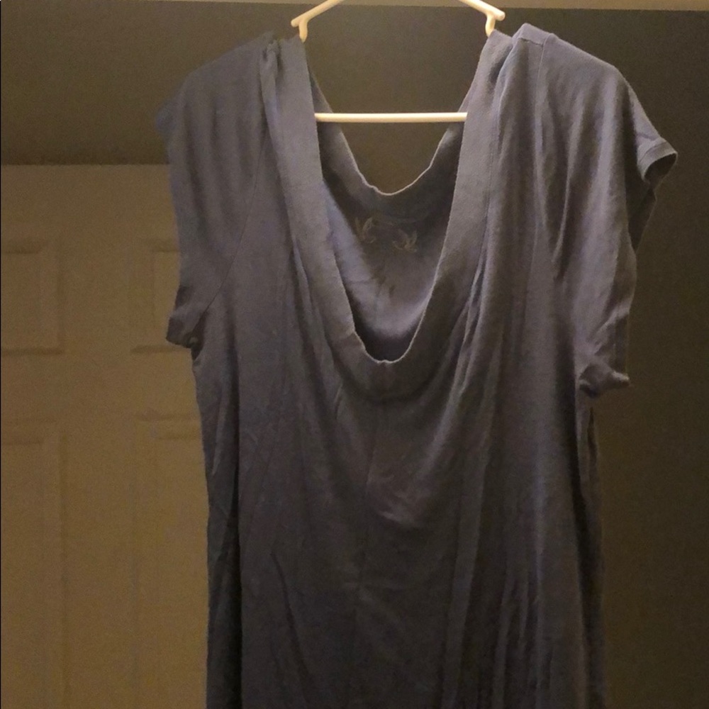 Tee